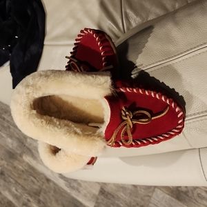 L L Bean Slippers